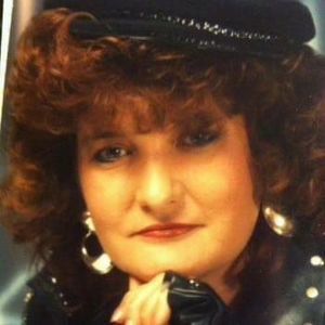 Meet your Posher, Cyndi